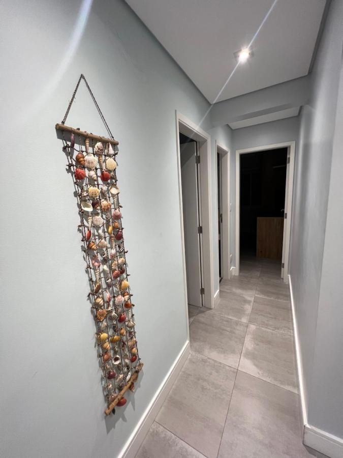 Apartamento Impecavel Completo Proximo A Praia Com Barco Opcional Гуаружа Екстер'єр фото